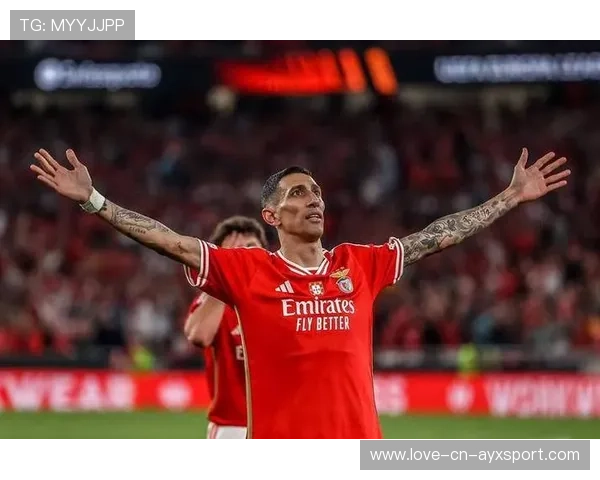 本菲卡门前补射冷静锁定胜利——从冷静的门前补射看球队的信念